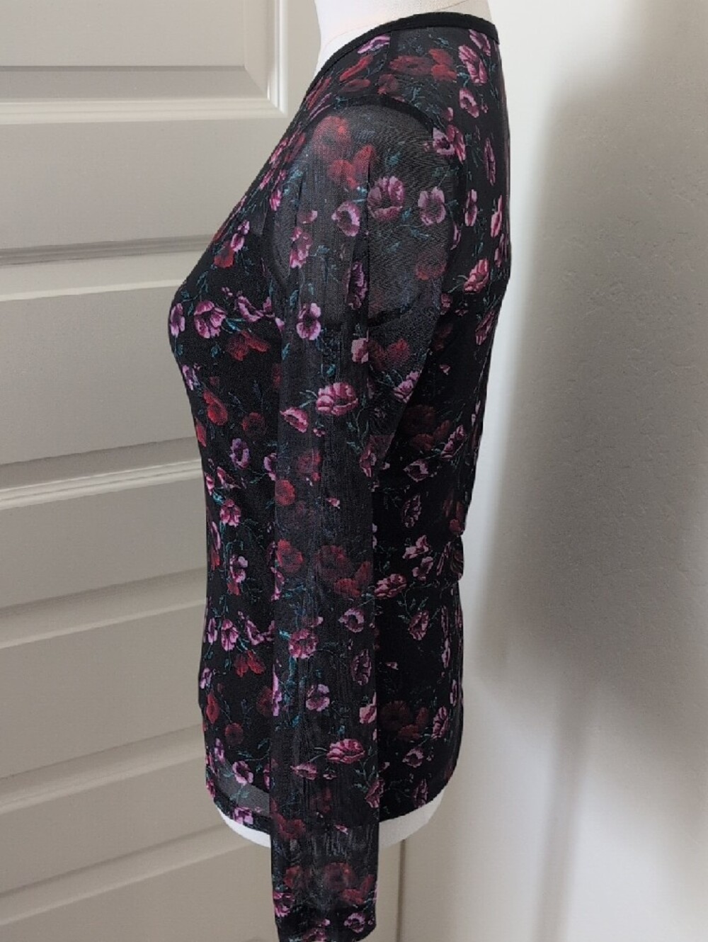 AKEWEI Sheer Mesh Long Sleeve Top Crew Neck Double Layered Floral Size Medium - Picture 4 of 10